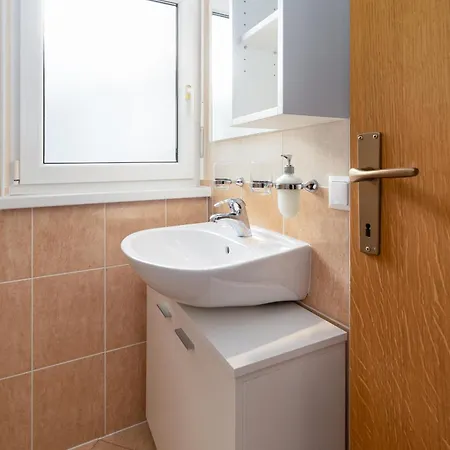 Apartamento With A Parking Space Klenovica, Novi Vinodolski - 20556