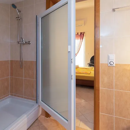 Apartamento With A Parking Space Klenovica, Novi Vinodolski - 20556 *