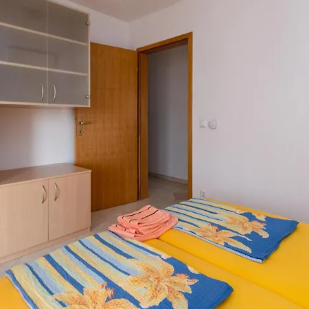 公寓 With Parking Space Klenovica, Novi Vinodolski - 20556