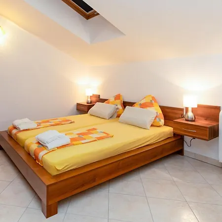 With Parking Space Klenovica, Novi Vinodolski - 20556