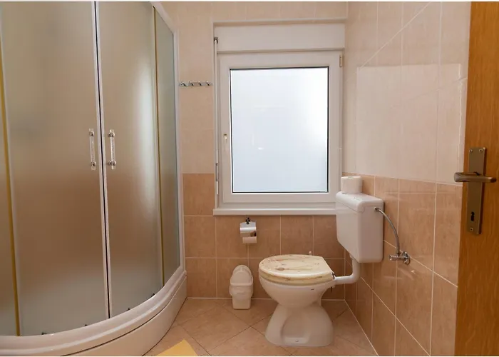 With Parking Space Klenovica, Novi Vinodolski - 20556 Klenovica