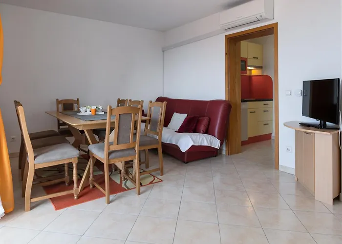 Appartement With Parking Space Klenovica, Novi Vinodolski - 20556 Klenovica